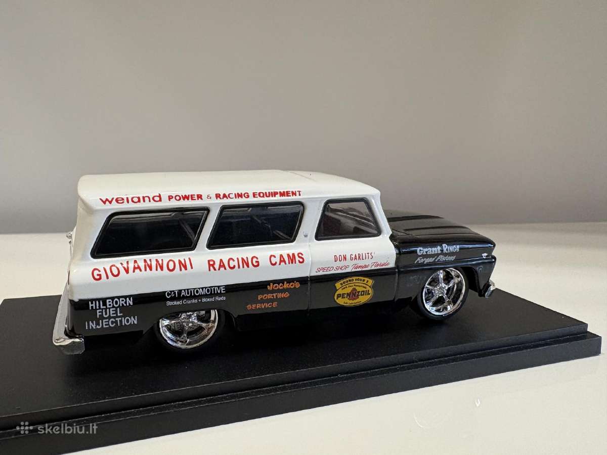 Chevy Suburban - nuotraukos Nr. 4