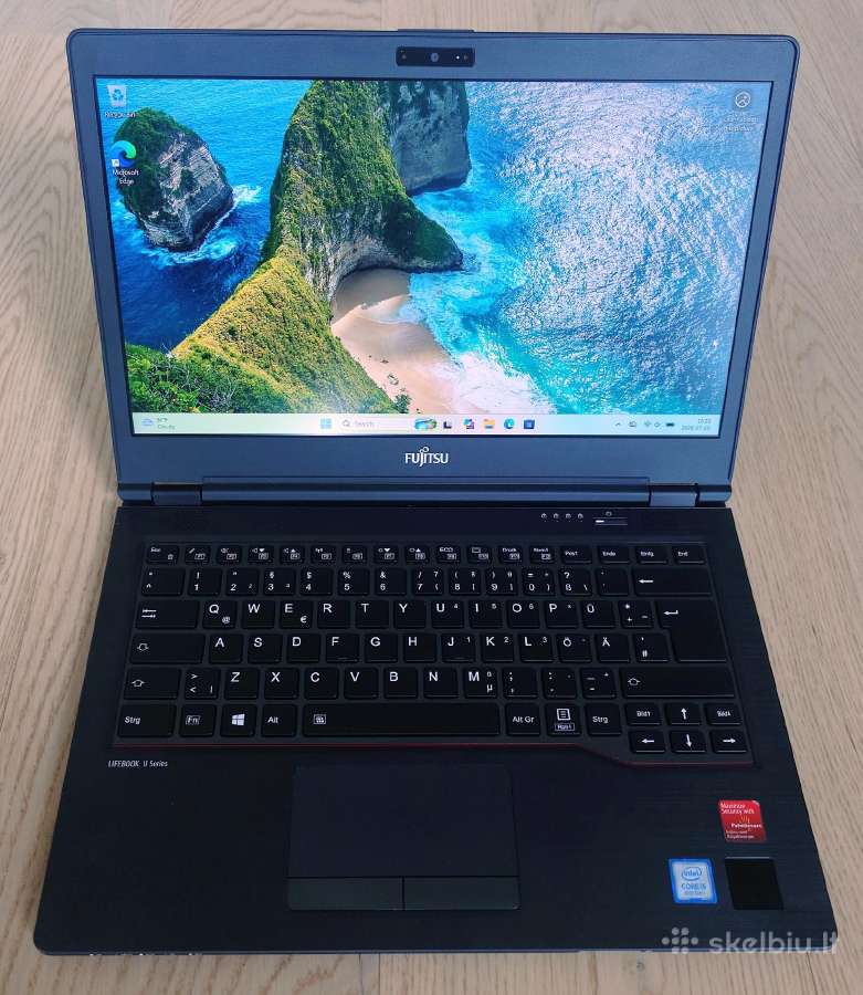 Fujitsu Lifebook U749