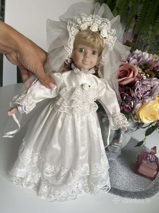 Kolekcinė porcelianine lele nuotaka
