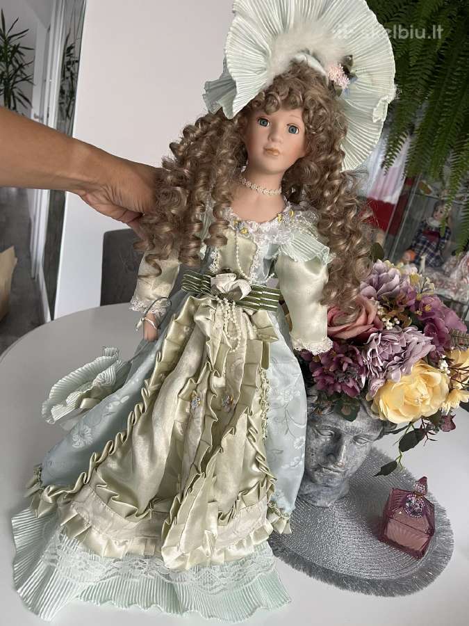 Princese porcelianine lele auksta