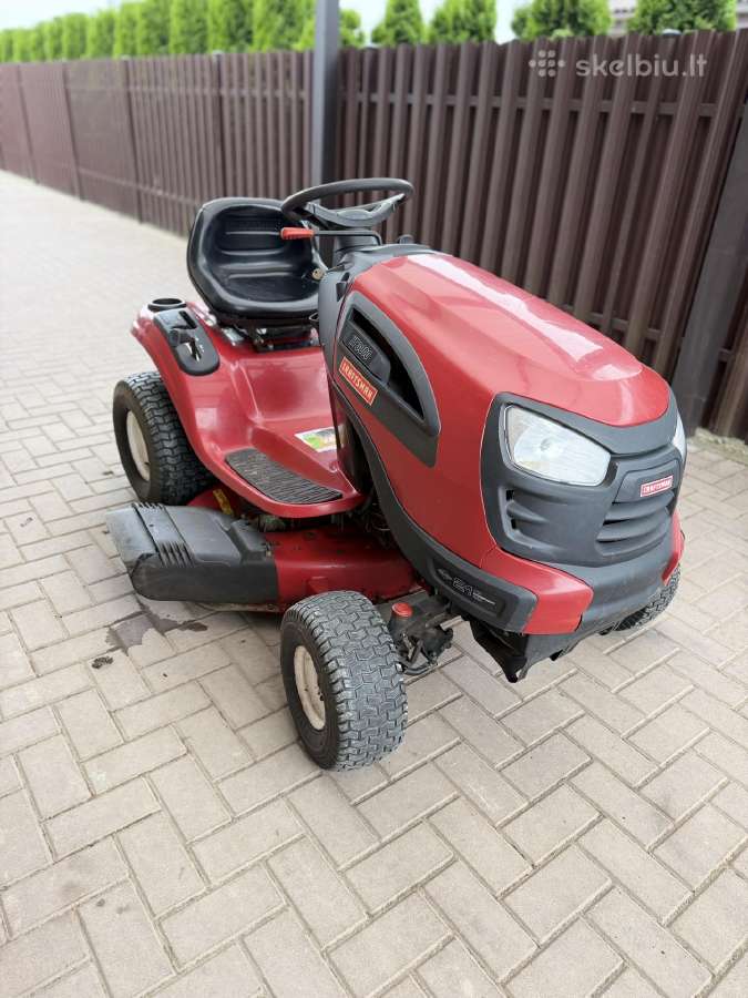 Sodo traktoriukas Craftsman su žolės surinkimu