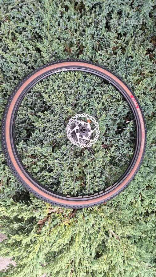 Carbon Zipp 101 XPLR Ratai Su Padangomis
