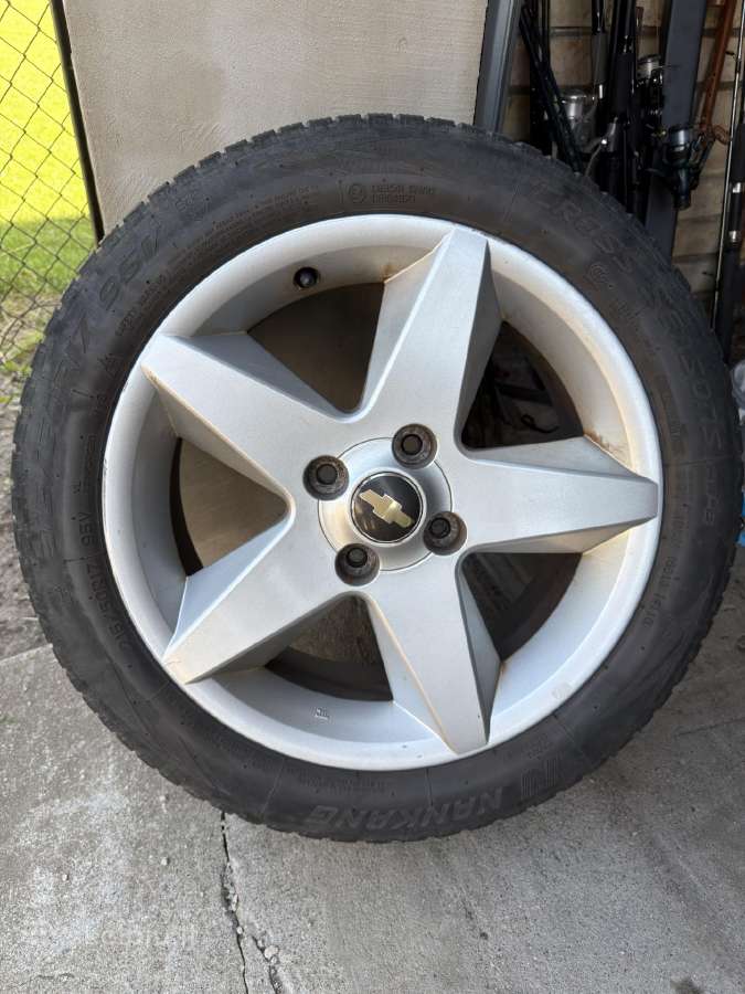 R17 padangos - ratlankiai /kablys Chevrolet