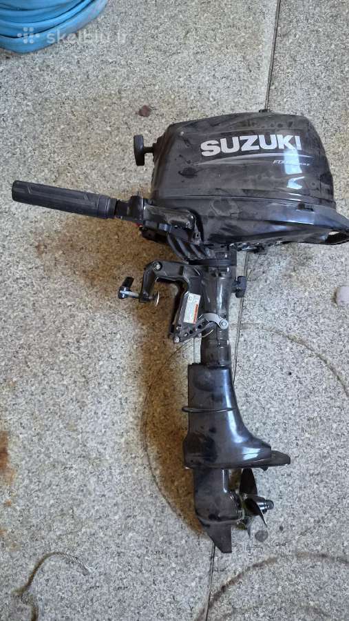 Valties variklis Suzuki Df6a