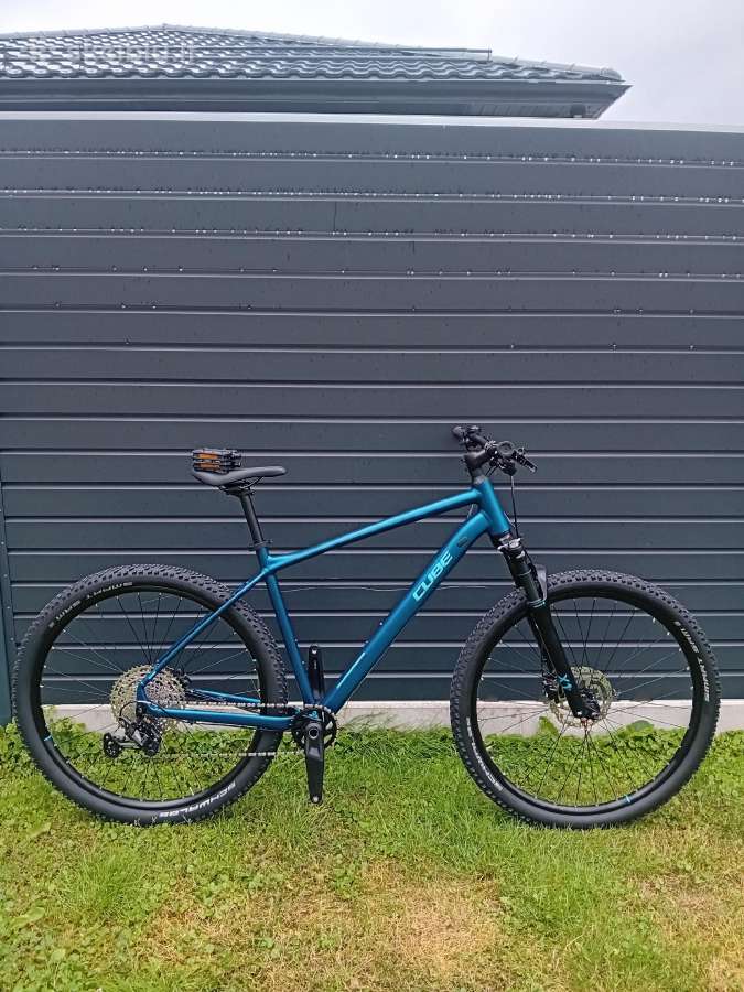 Cube atenttion 29er XL naujas