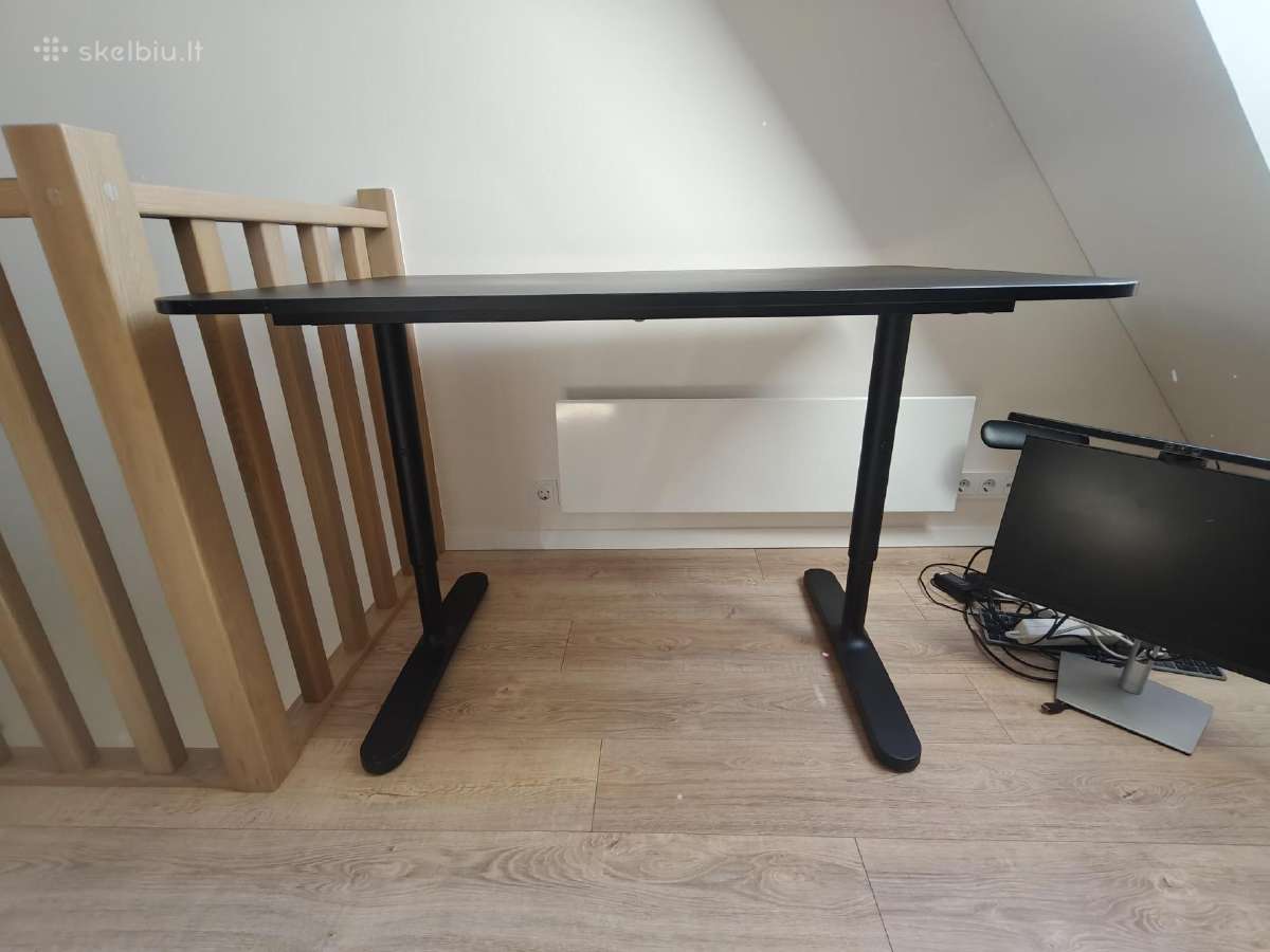 Ergonominis reguliuojamas stalas Ikea Bekant - nuotraukos Nr. 2