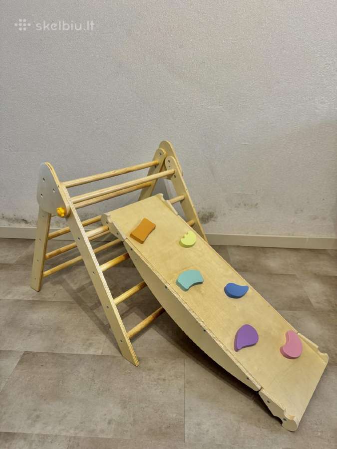 Montessori Pikler Medinis laipiojimo trikampis