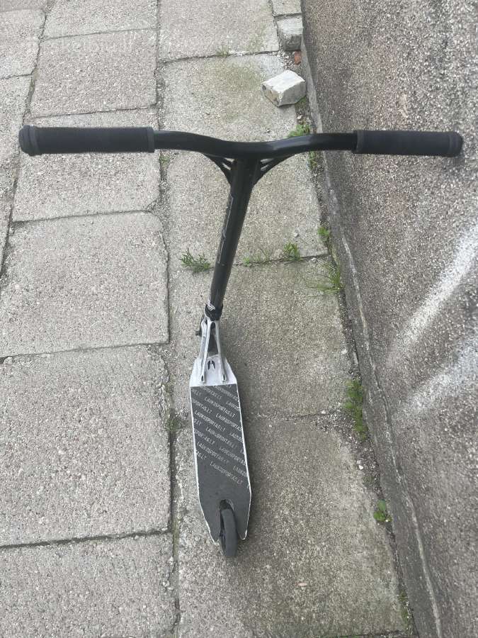 Custom triukinis paspirtukas - nuotraukos Nr. 3