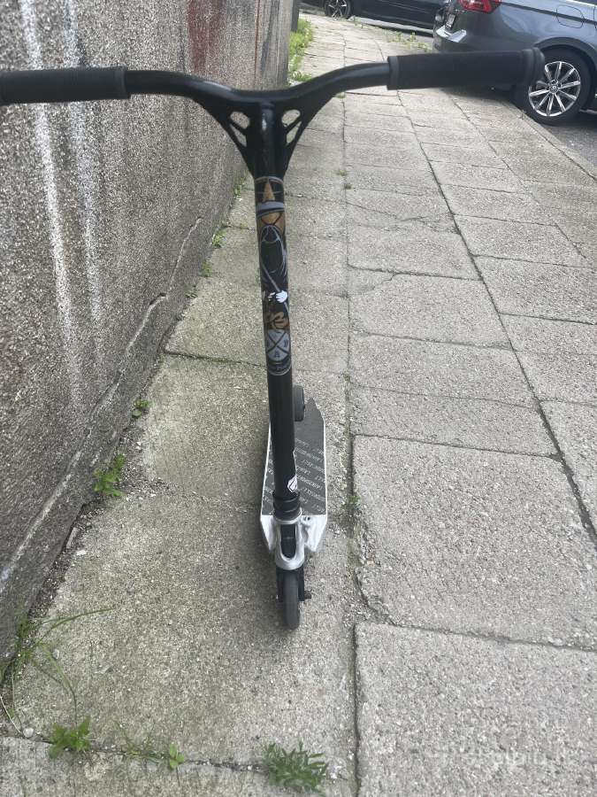 Custom triukinis paspirtukas - nuotraukos Nr. 4