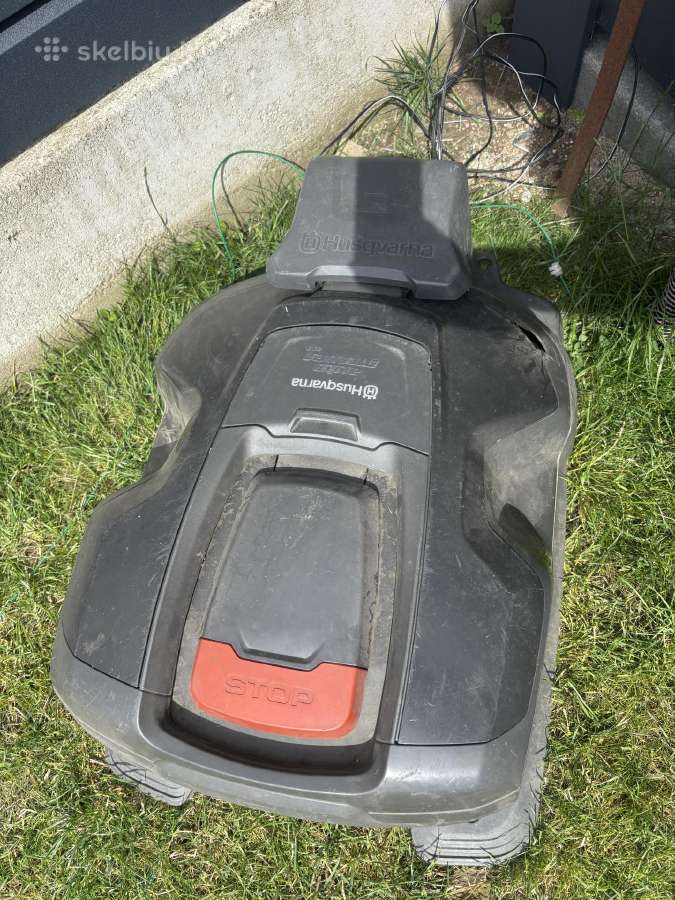 Husqvarna vejos robotas