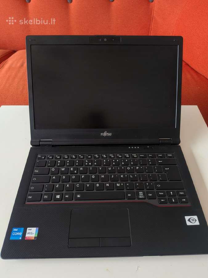 Galingas Fujitsu e5411 kompiuteris