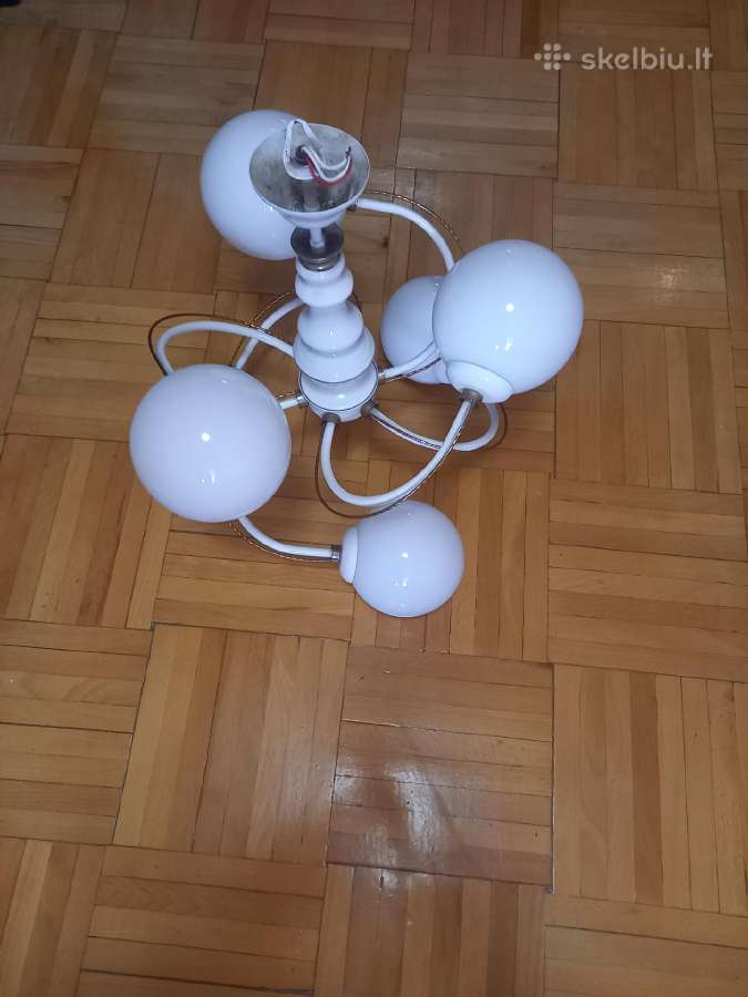 Šešių lempų šviestuvas