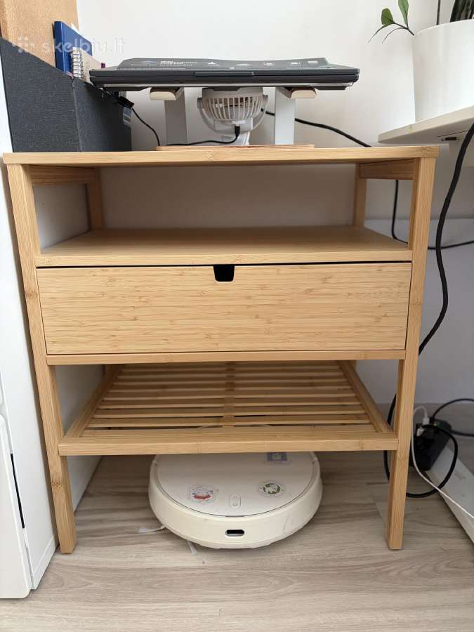 Ikea Nordkisa naktinis staliukas