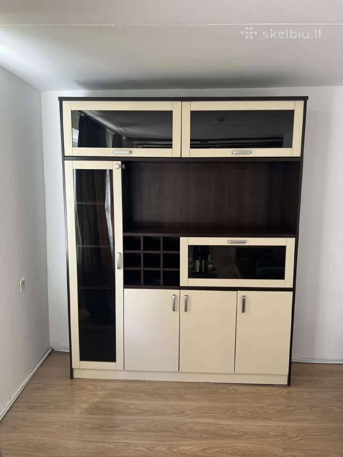 Parduodama sekcija 50€