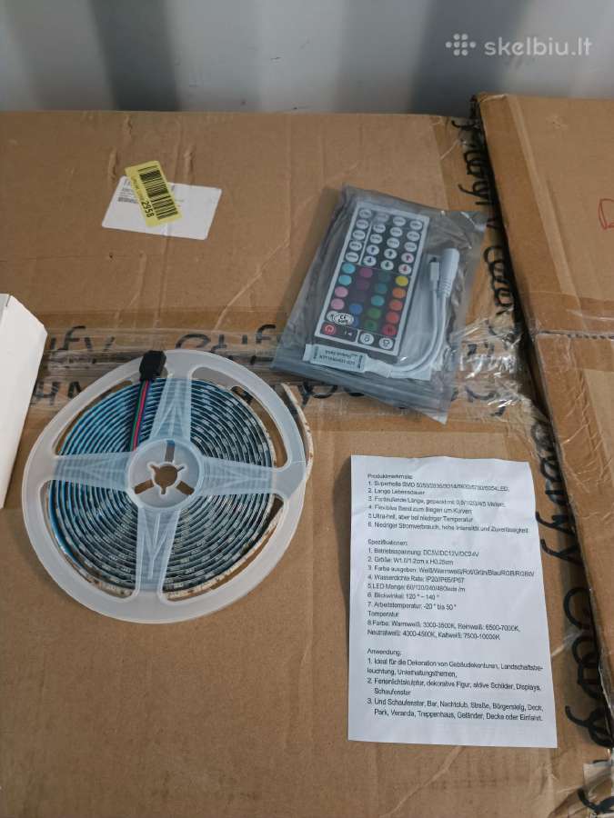 LED juosta 5 metrai su pulteliu 40 vnt