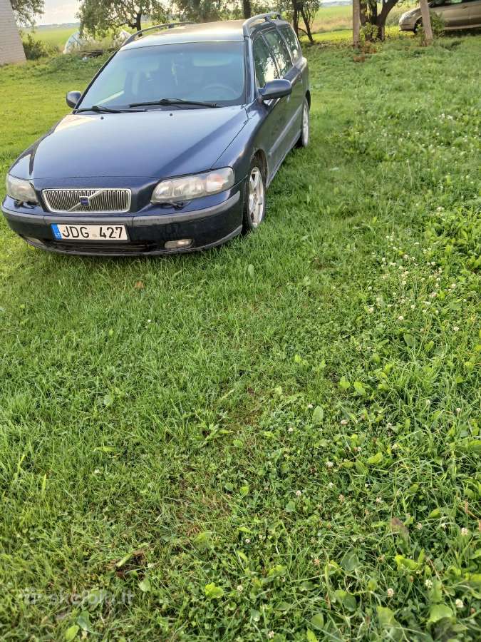Volvo v 70