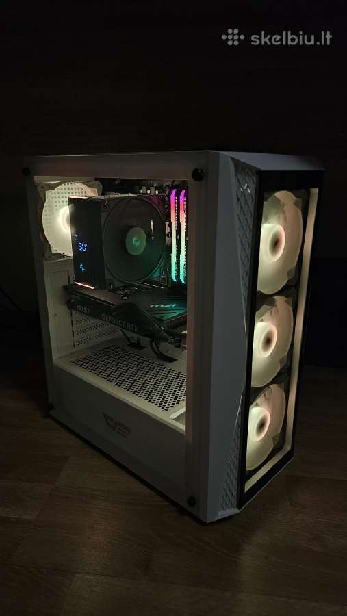 Pc su Rtx 4070 , Ryzen 7 5800x , 32gb
