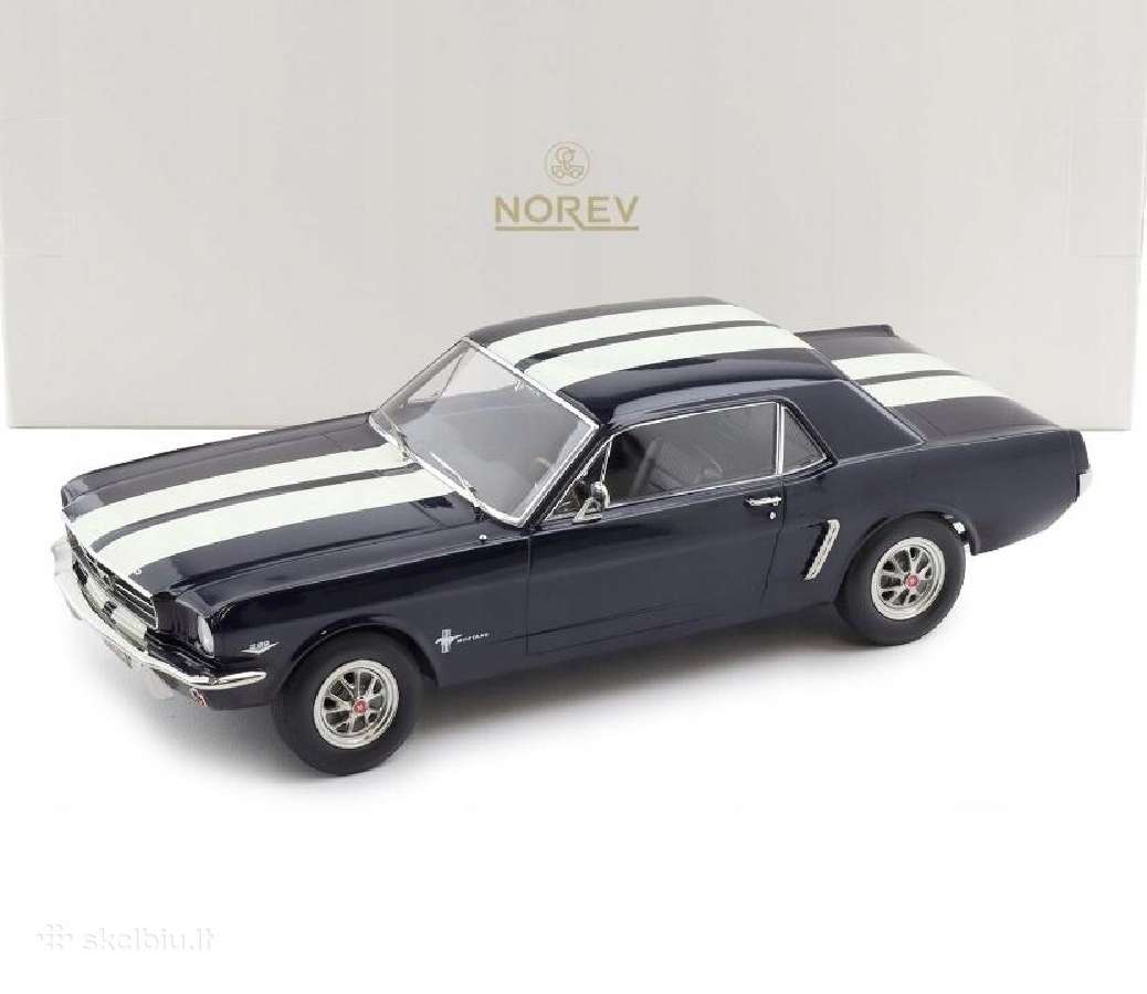 Ford Mustang Coupe