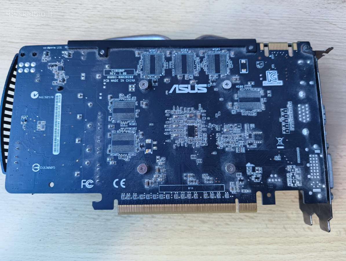 Asus Geforce Gtx 550 Ti Directcu Top gpu - nuotraukos Nr. 2