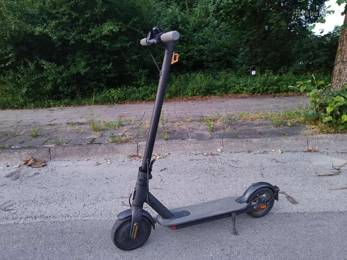 Xiaomi Mi Electric Scooter 1s