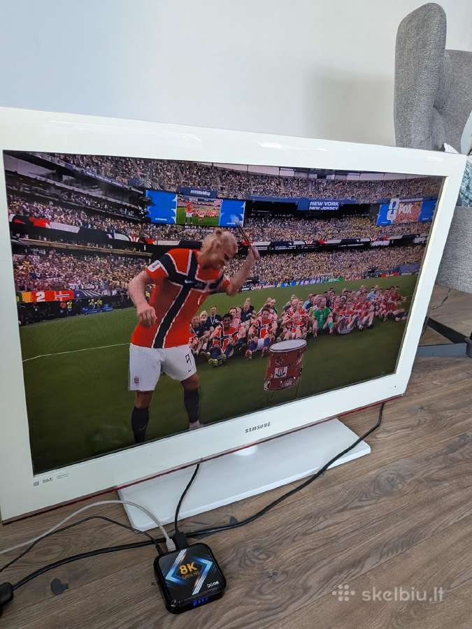 Televizorius Samsung 40" LCD Le40b541 veikiantis