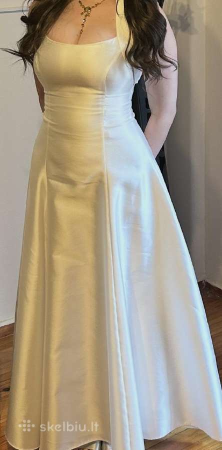 Proginė suknelė