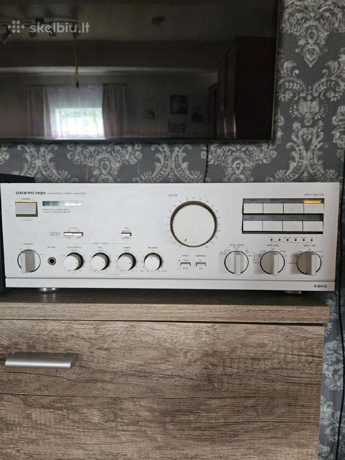 Onkyo Integra A-8470