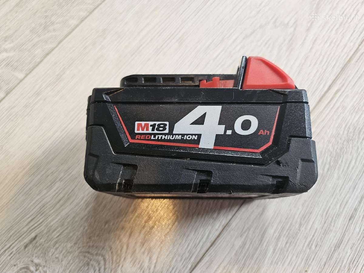 Milwaukee 4ah akumuliatorius - 30 Eur orginalus - nuotraukos Nr. 4