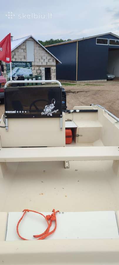 Kateris Bever 380 su 50 Hp varkliu