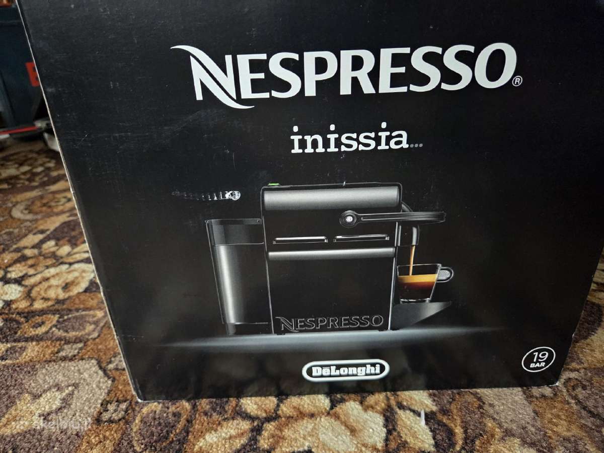 Parduodamas Nespresso Inissia (de'longhi)