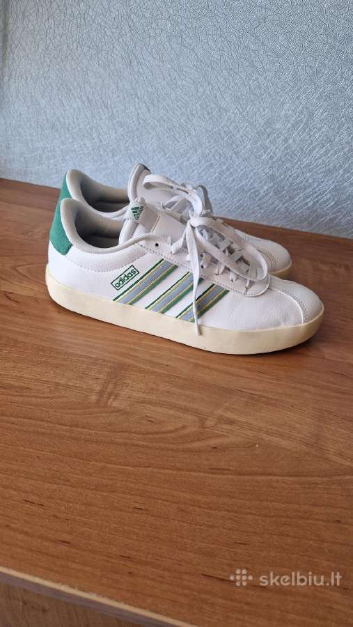 Adidas kedai - nuotraukos Nr. 2