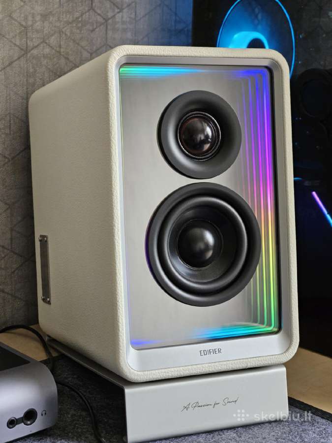 Edifire Qr65 White