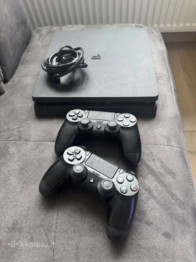 Ps4 žaidimų konsolė