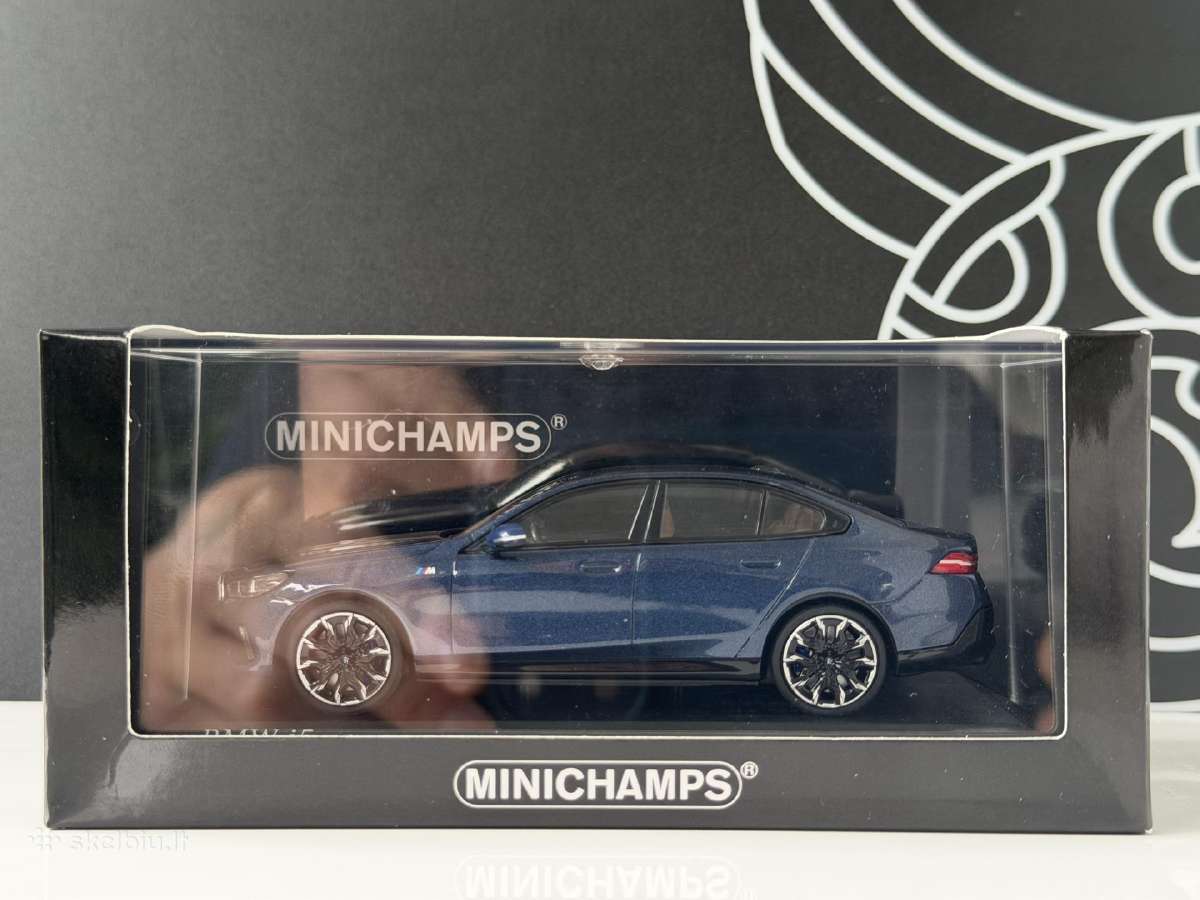 Bmw i5 G60 1:43 - nuotraukos Nr. 11