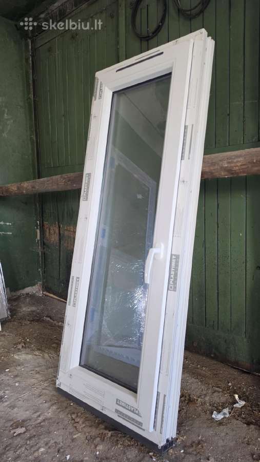 Pvc langas su orlaide ir ornamentiniu stiklu