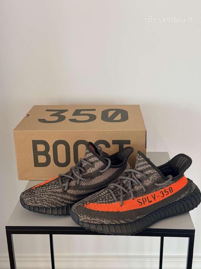 Yeezy Boost 350 V2