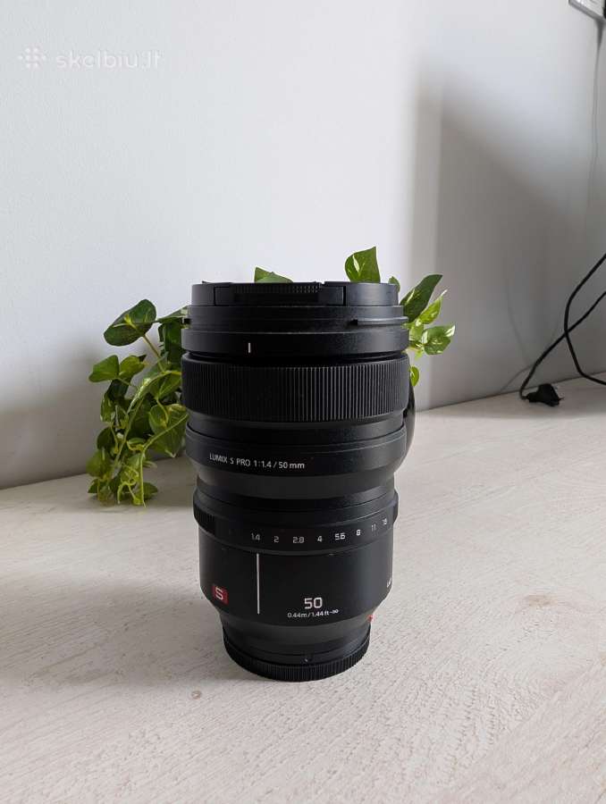 Panasonic Lumix S Pro 50 mm f/1.4
