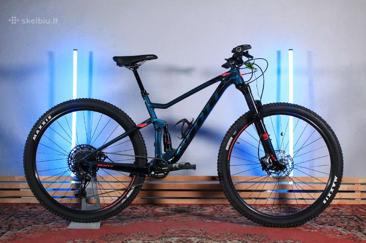 Scott Contessa Spark 930 su garantija