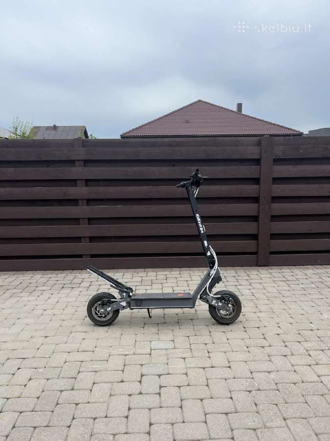 Kukirin G4