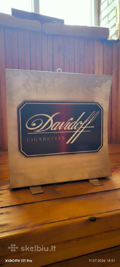 Reta reklamine sviesdeze Davidoff cigar