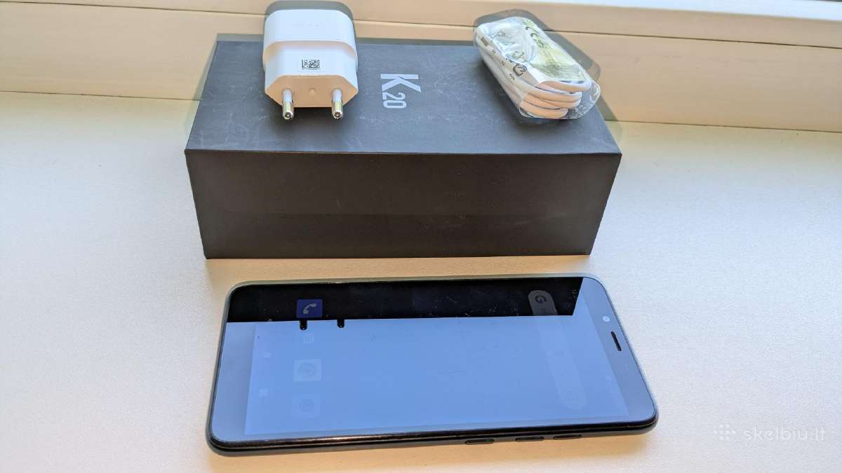 Telefonas LG K20