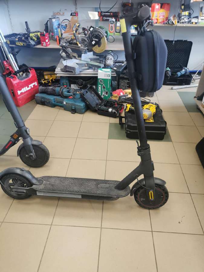 Tvarkingas xiomi pro 2 paspirtukas. 25km max greit