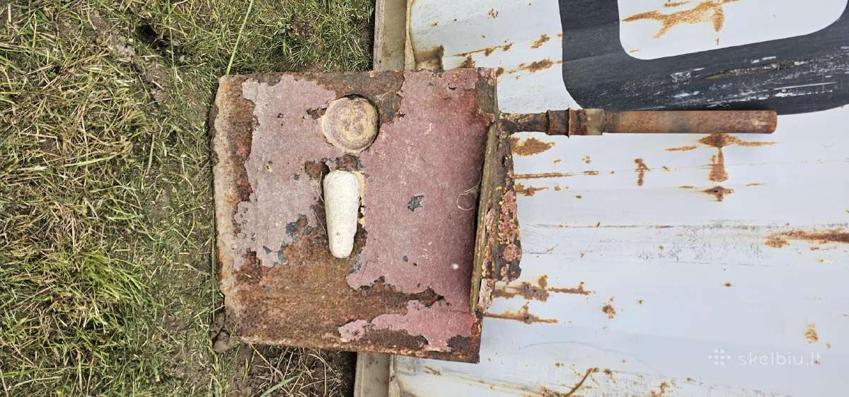 Autentiška metalinio laivo vairo plunksna