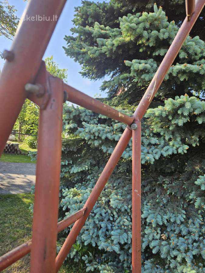 Sulakstomos metalinės kopėčios ir kitas iventorius - nuotraukos Nr. 5