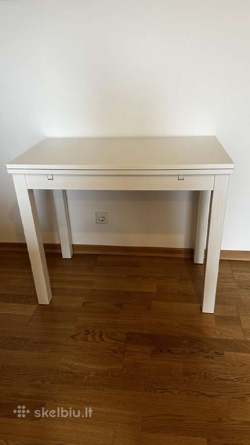 Ikea bjursta ištiesiamas stalas