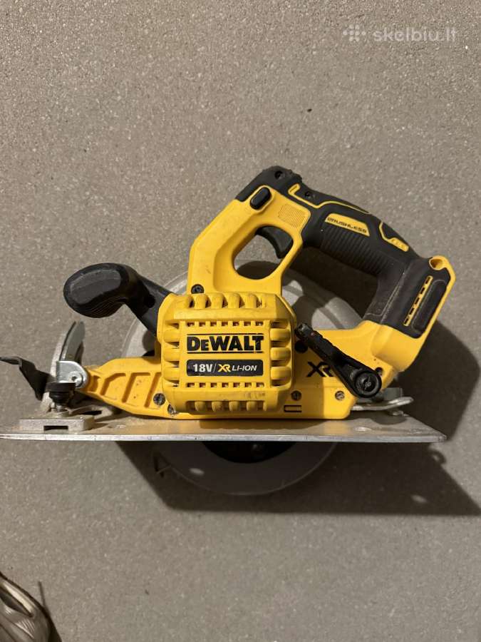 Dewalt diskinis pjūklas 184 mm