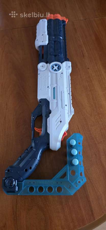 Nerf šautuvas