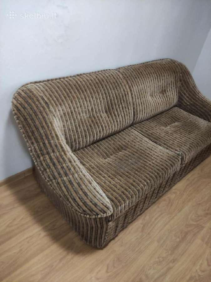 Dovanojama sofa