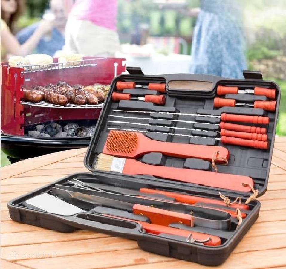 Naujas 18 dalių kepsninės / Bbq įrankių rinkinys l