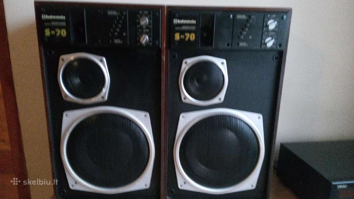 Koloneles radiotechnika s 70
